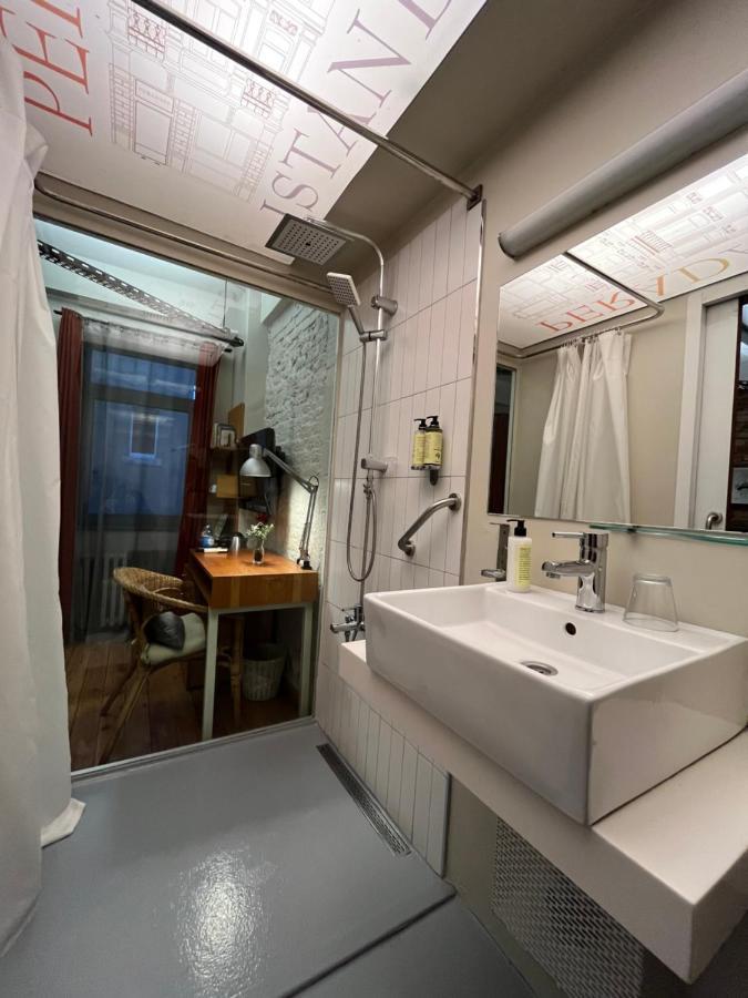 Peradays Hotel Istanbul Bagian luar foto