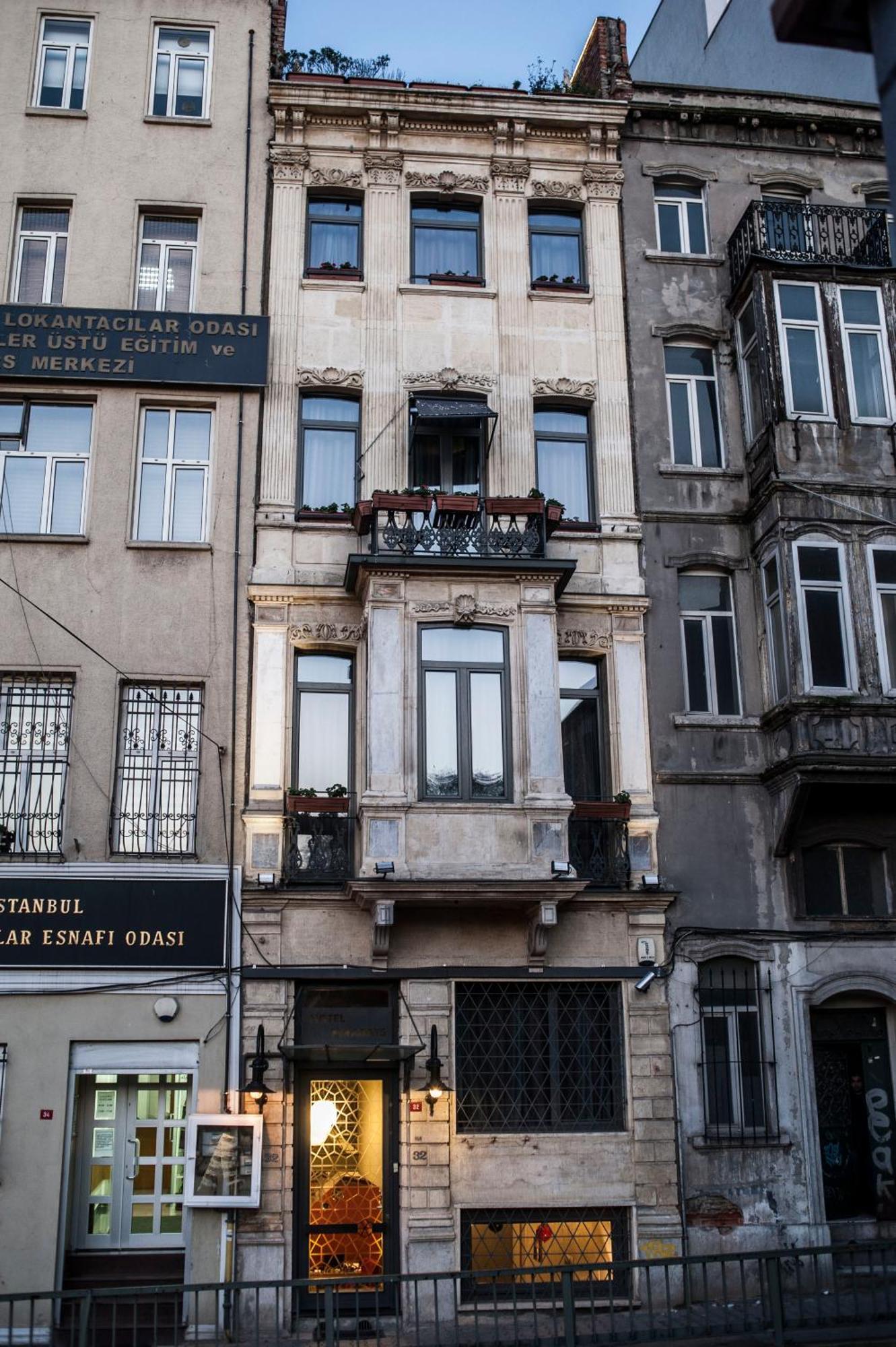 Peradays Hotel Istanbul Bagian luar foto