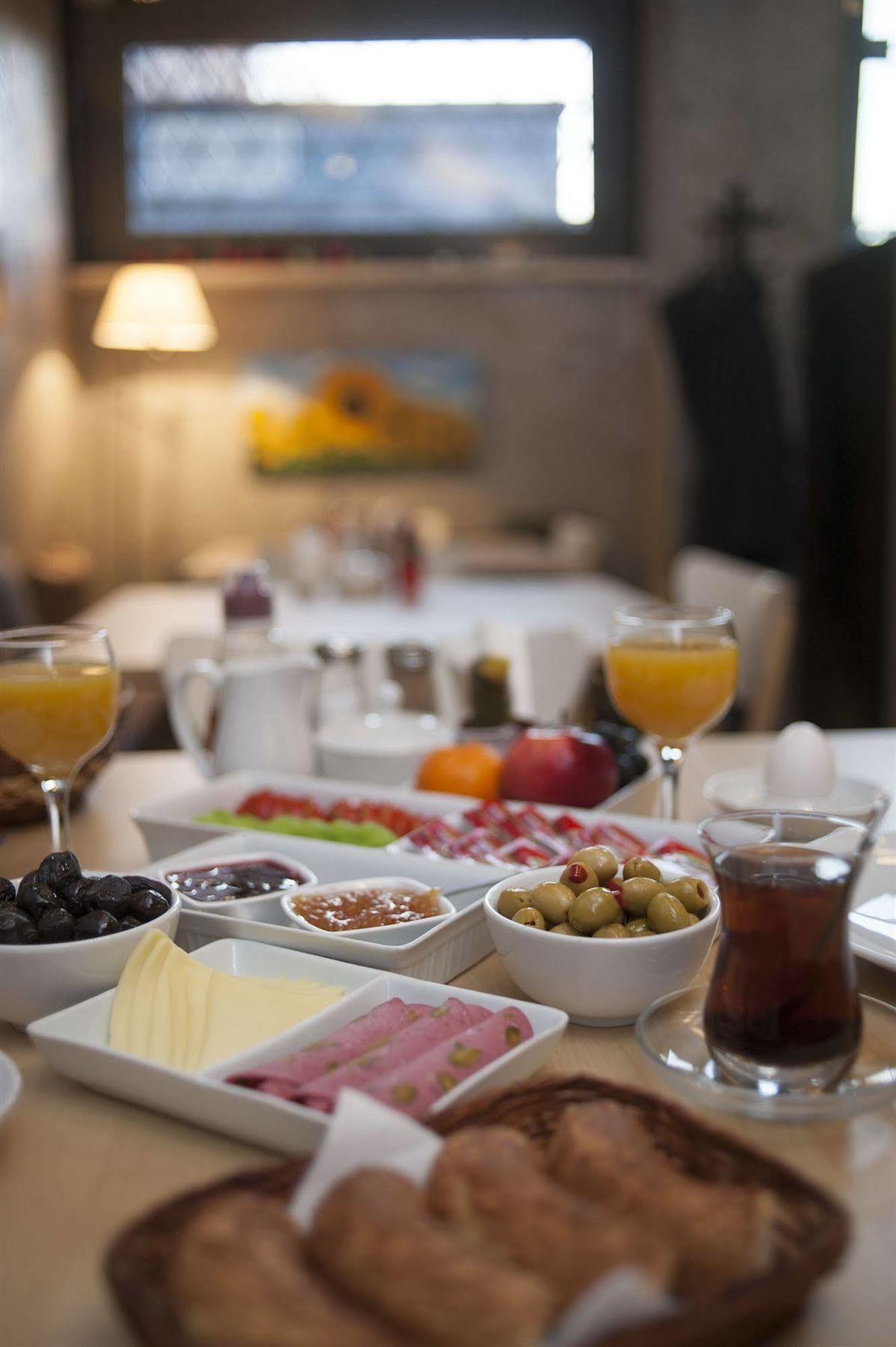Peradays Hotel Istanbul Restoran foto