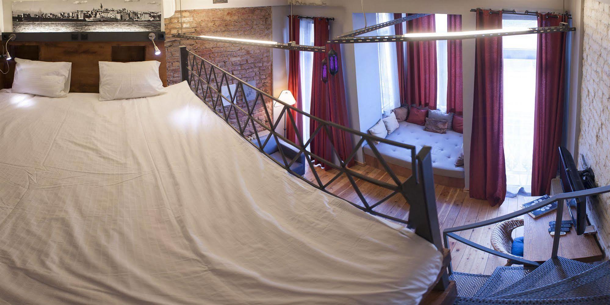 Peradays Hotel Istanbul Bagian luar foto